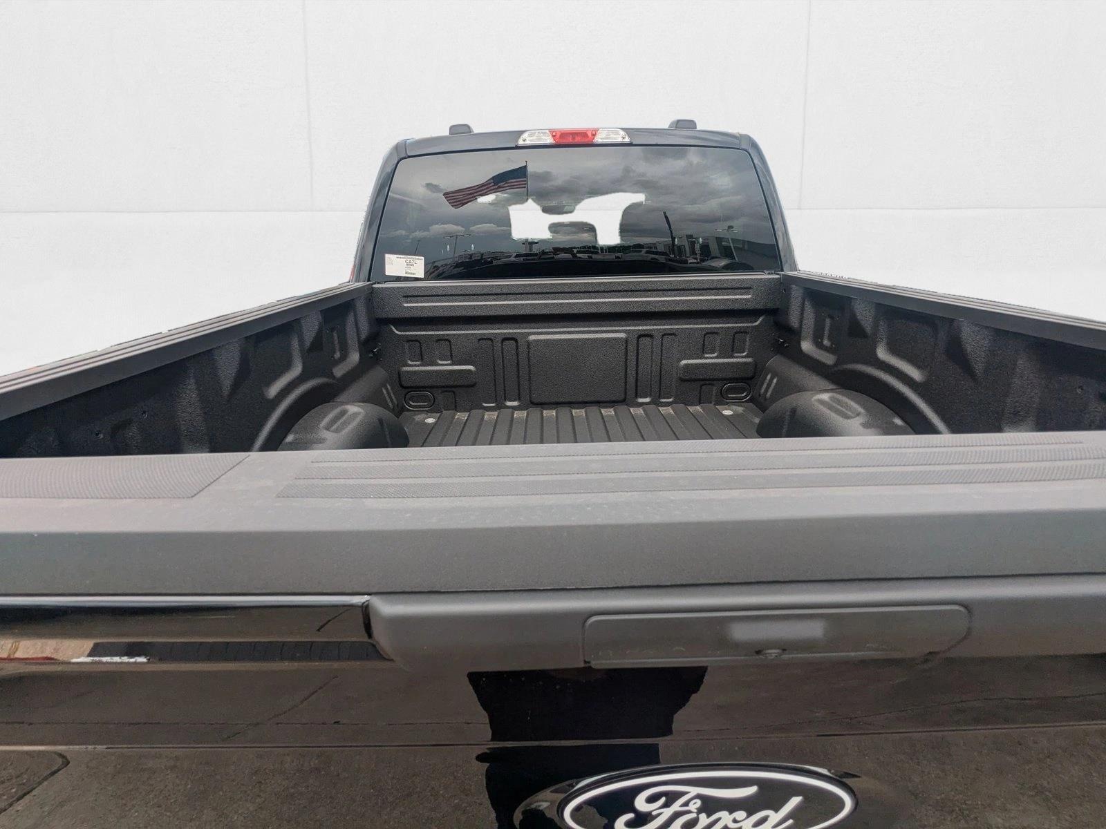 2025 Ford F-150 XLT - Photo 8