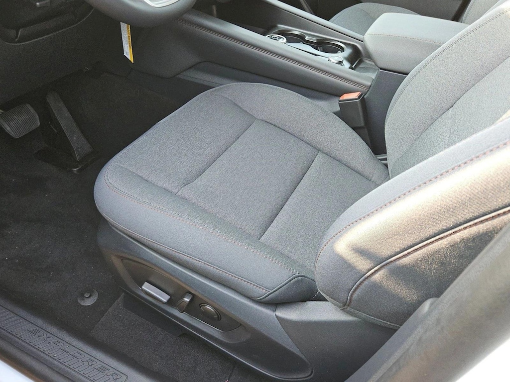 New 2026 Ford Explorer Active w/200A Pkg SUV