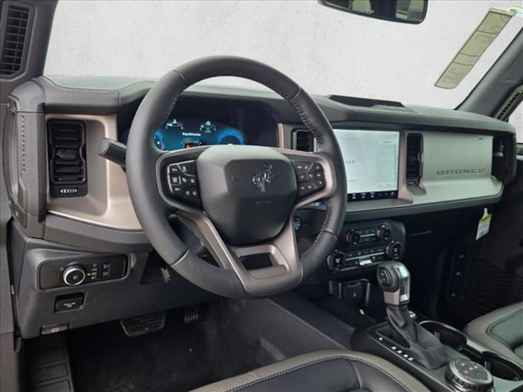 New 2026 Ford Bronco Outer Banks SUV