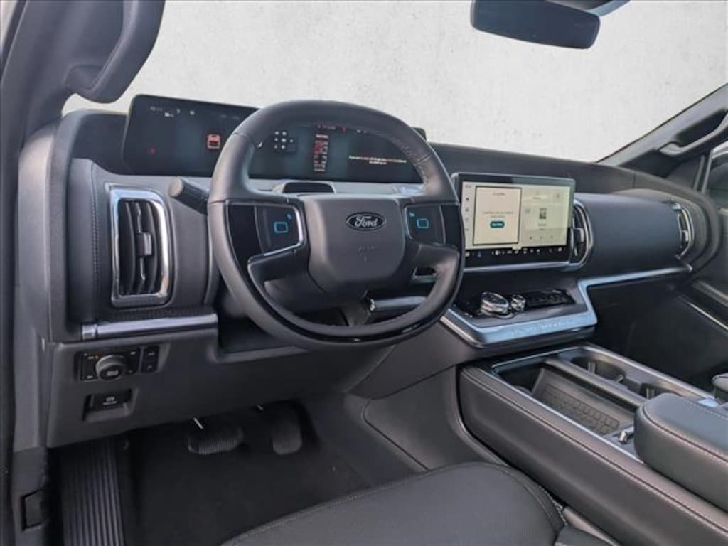 New 2025 Ford Expedition Platinum SUV