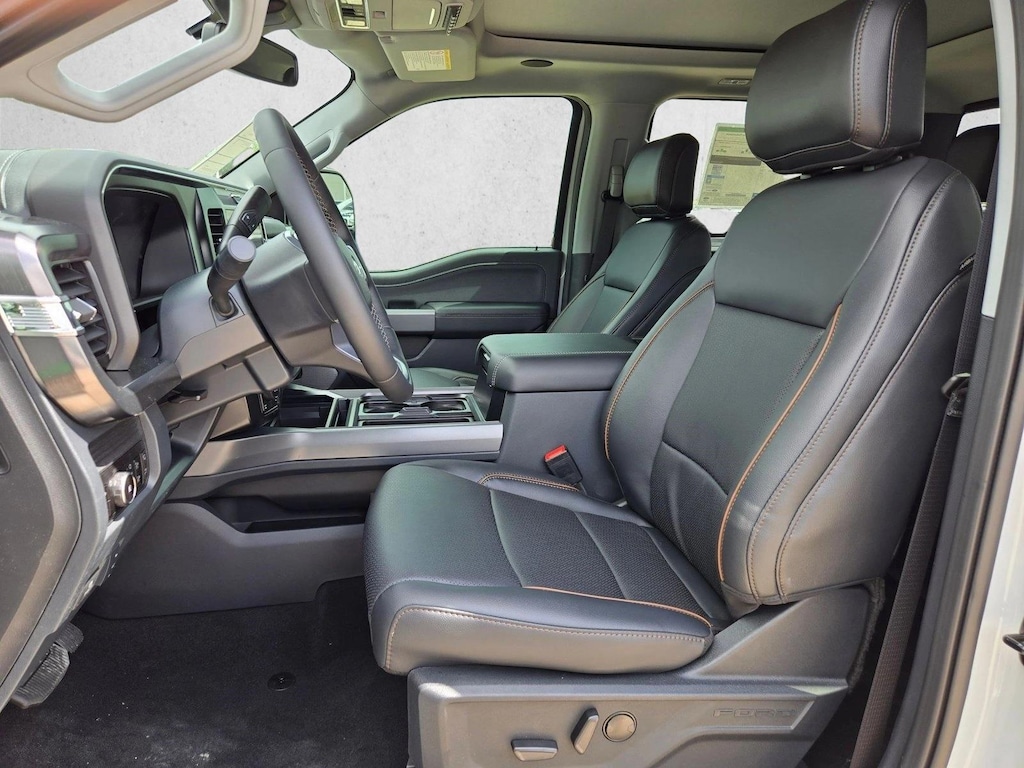 New 2026 Ford F-250 LARIAT Truck Crew Cab