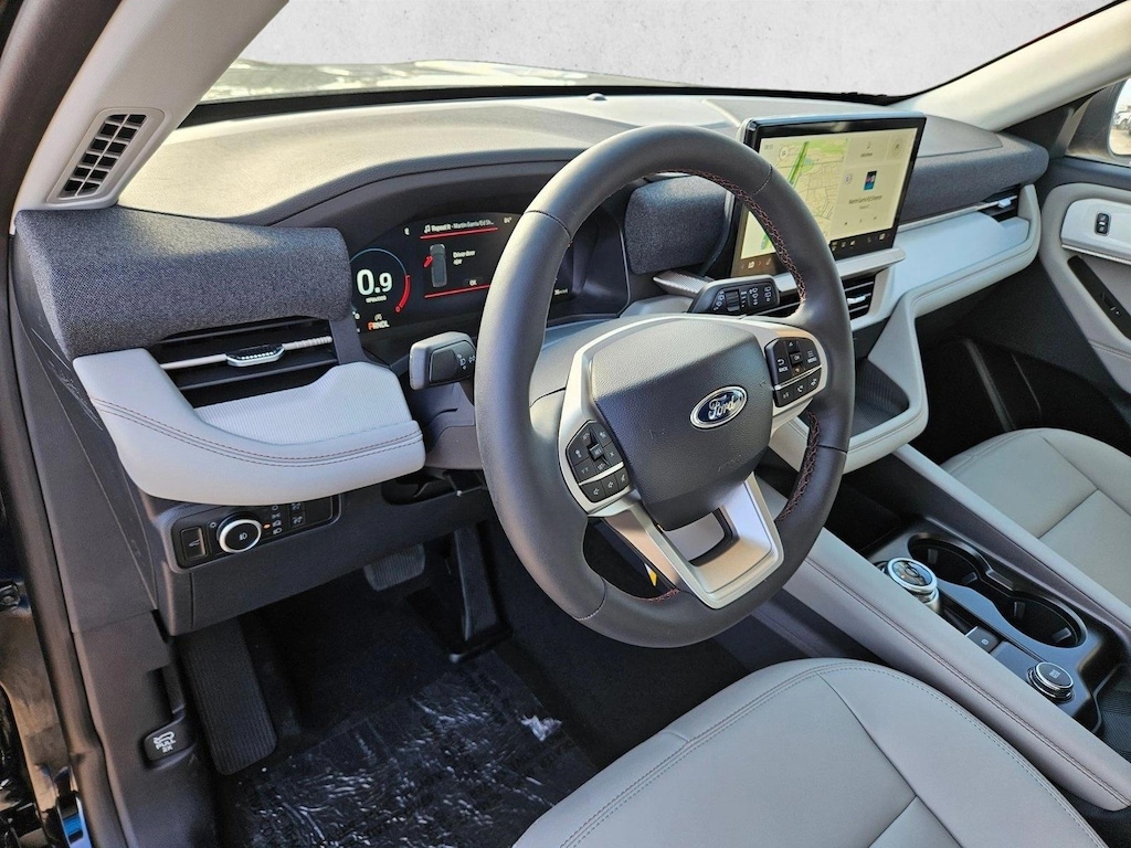 New 2026 Ford Explorer Active w/200A Pkg SUV