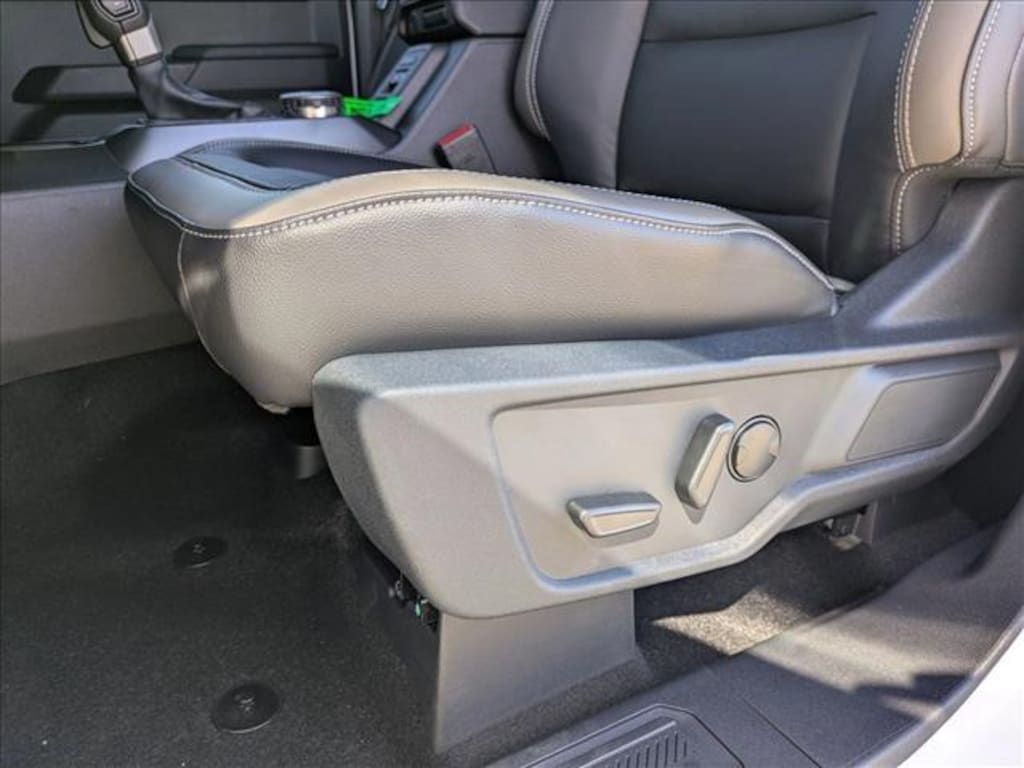 New 2025 Ford Bronco Outer Banks SUV