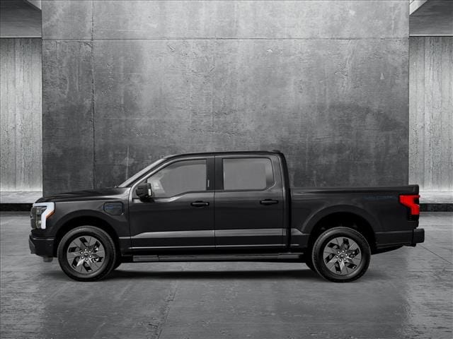 2025 Ford F-150 Lightning Flash photo 3