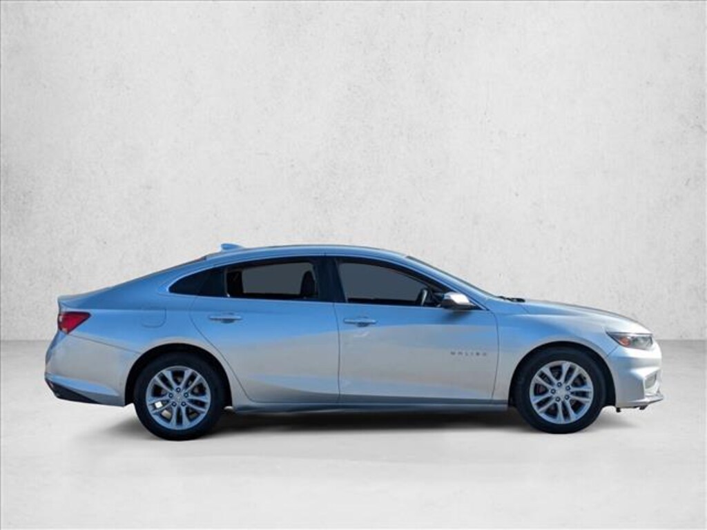 Used 2018 Chevrolet Malibu LT Sedan