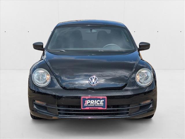 2013 Volkswagen Beetle 2.5L photo 2