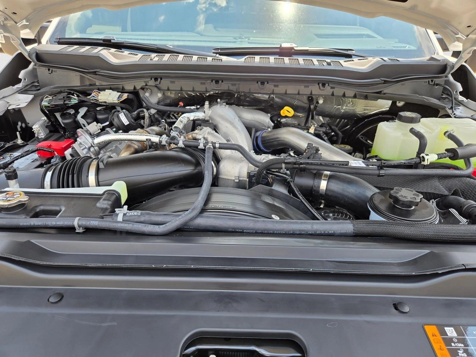 2026 Ford F-250 Super Duty Platinum - Photo 17