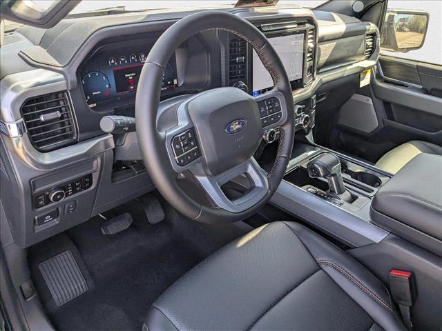 2025 Ford F-150 Lariat photo 3