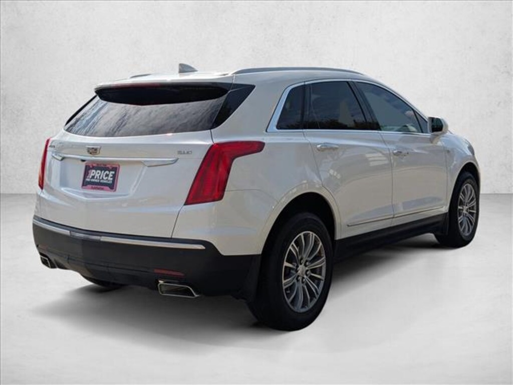 Used 2017 CADILLAC XT5 Luxury FWD SUV