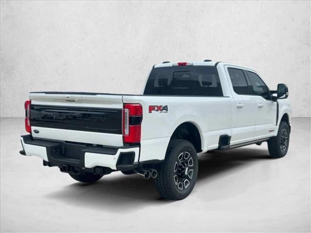 New 2026 Ford F-350 Platinum Truck Crew Cab