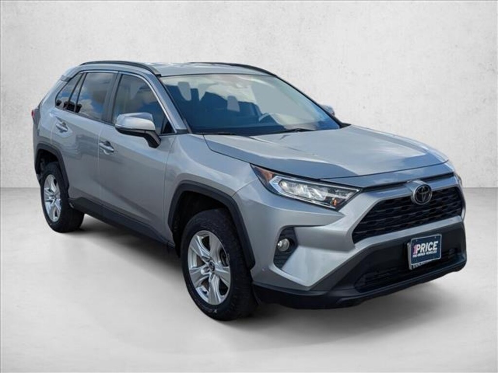 Used 2021 Toyota RAV4 XLE SUV