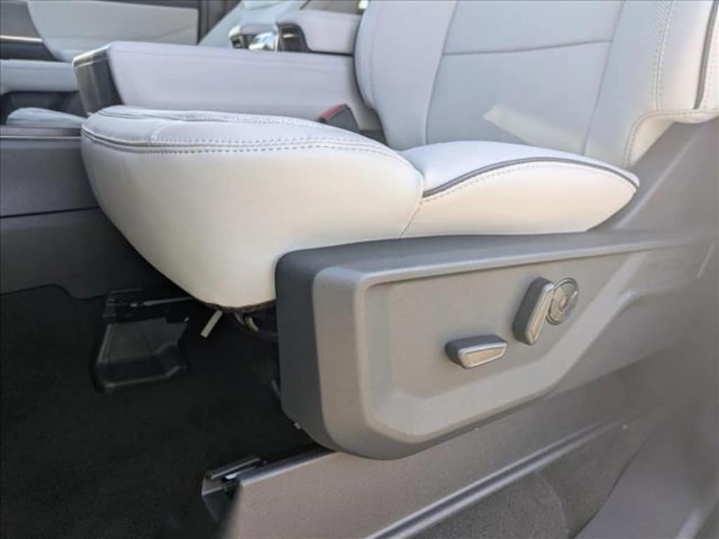 New 2025 Ford Expedition Max Platinum SUV