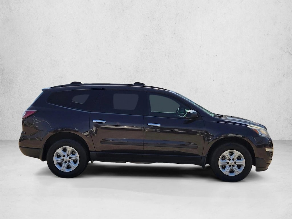 Used 2017 Chevrolet Traverse LS SUV