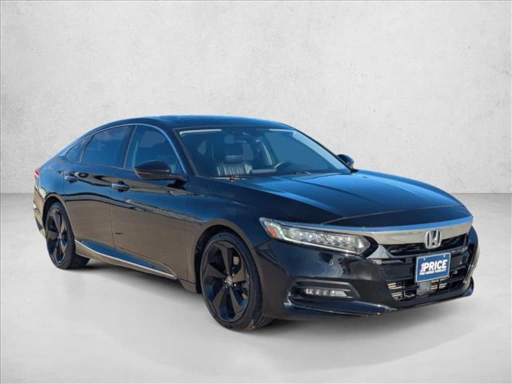 Used 2018 Honda Accord Touring 2.0T Sedan