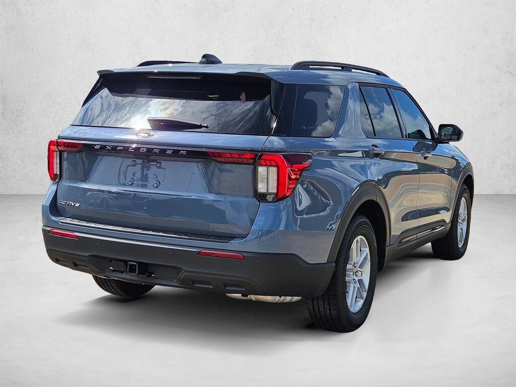 New 2026 Ford Explorer Active w/200A Pkg SUV