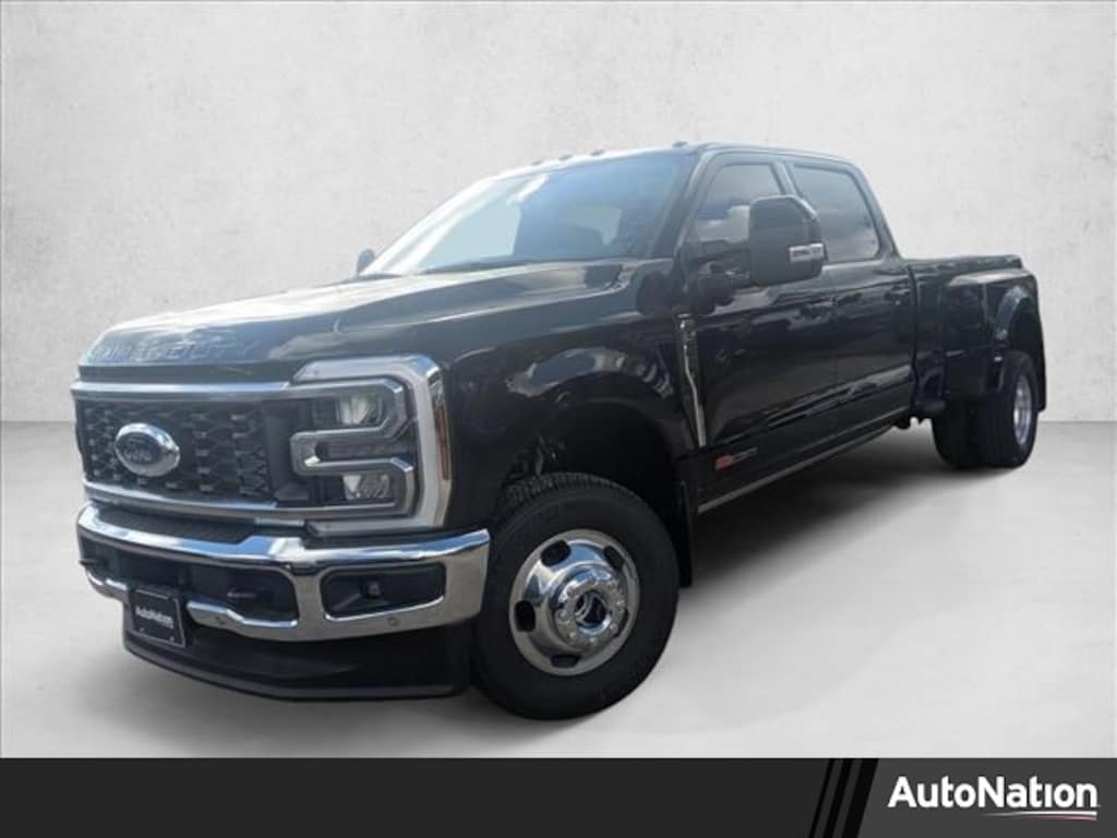 New 2026 Ford F-350 LARIAT Truck Crew Cab