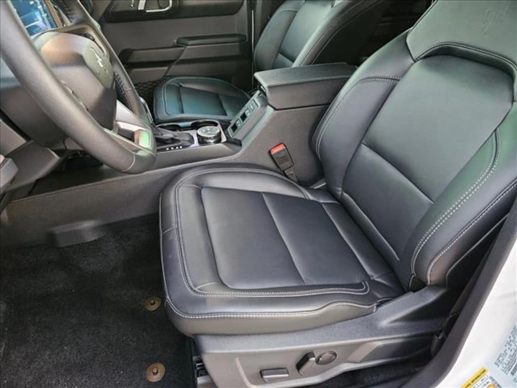 New 2025 Ford Bronco Outer Banks SUV