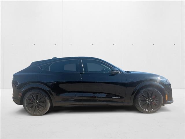 2025 Ford Mustang Mach-E Premium photo 4