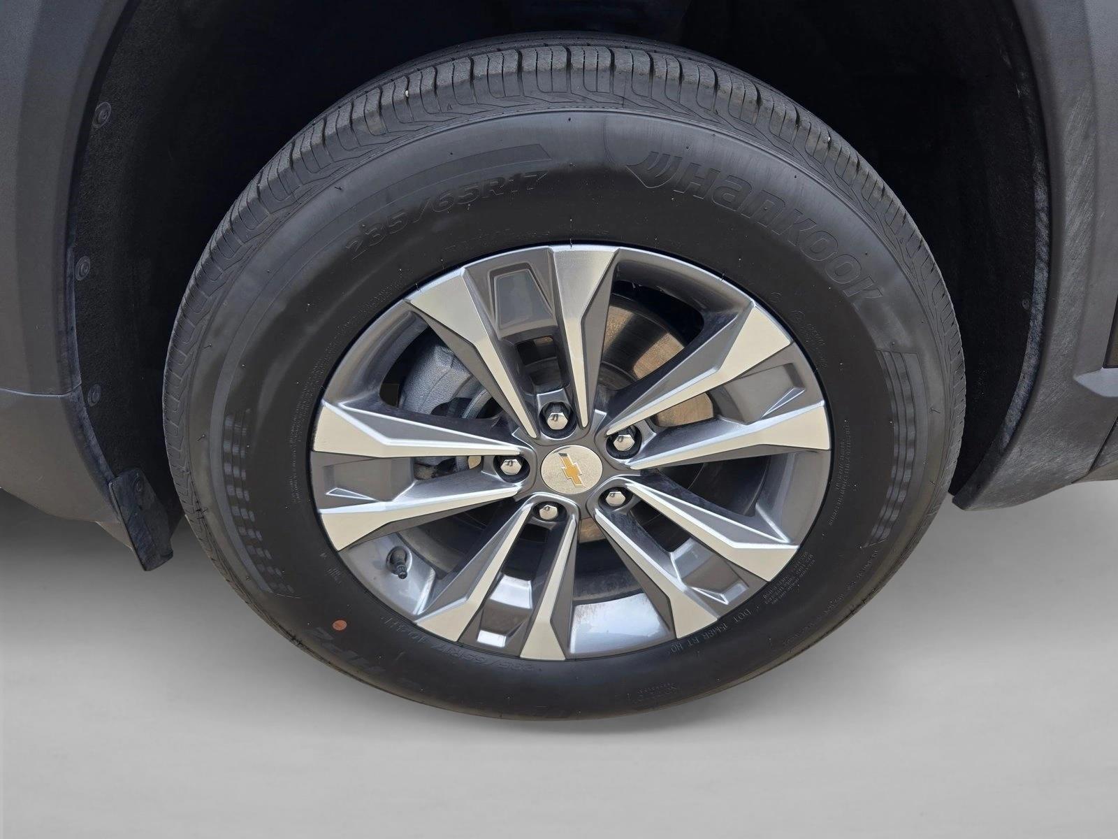 2025 Chevrolet Equinox LT - Photo 11