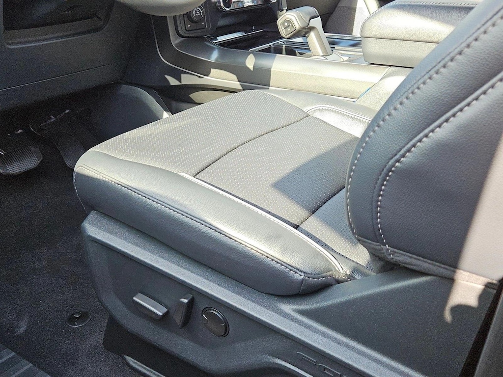 New 2026 Ford F-150 LARIAT Truck SuperCrew Cab