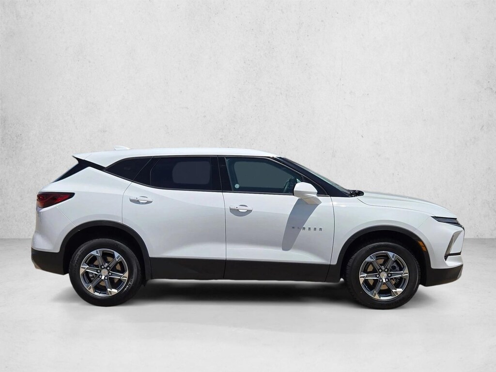 Used 2025 Chevrolet Blazer LT SUV