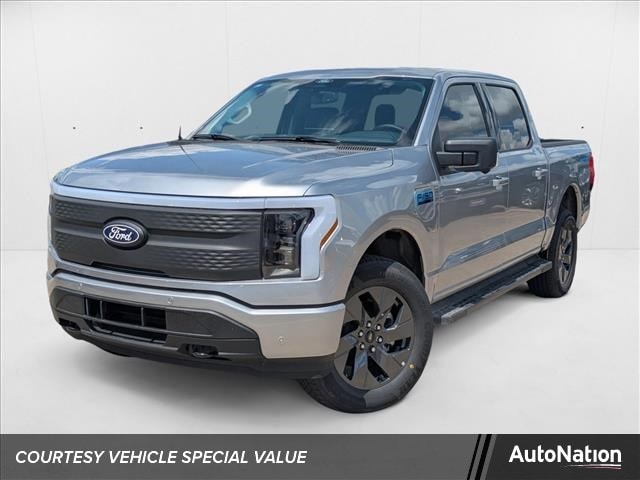 2025 Ford F-150 Lightning Flash's photo