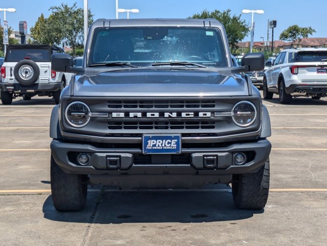 2023 Ford Bronco Black Diamond photo 2