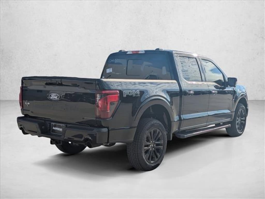 New 2025 Ford F-150 XLT Truck SuperCrew Cab