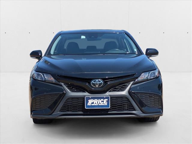 2023 Toyota Camry SE photo 2