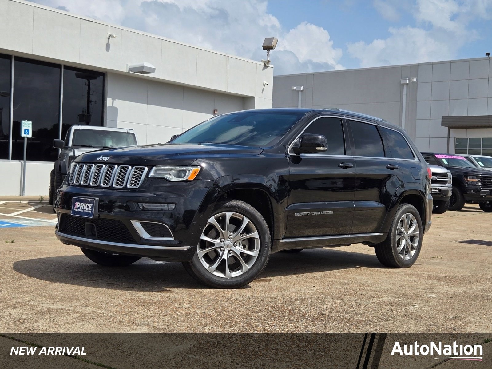 2019 Jeep Grand Cherokee Summit 4WD's photo