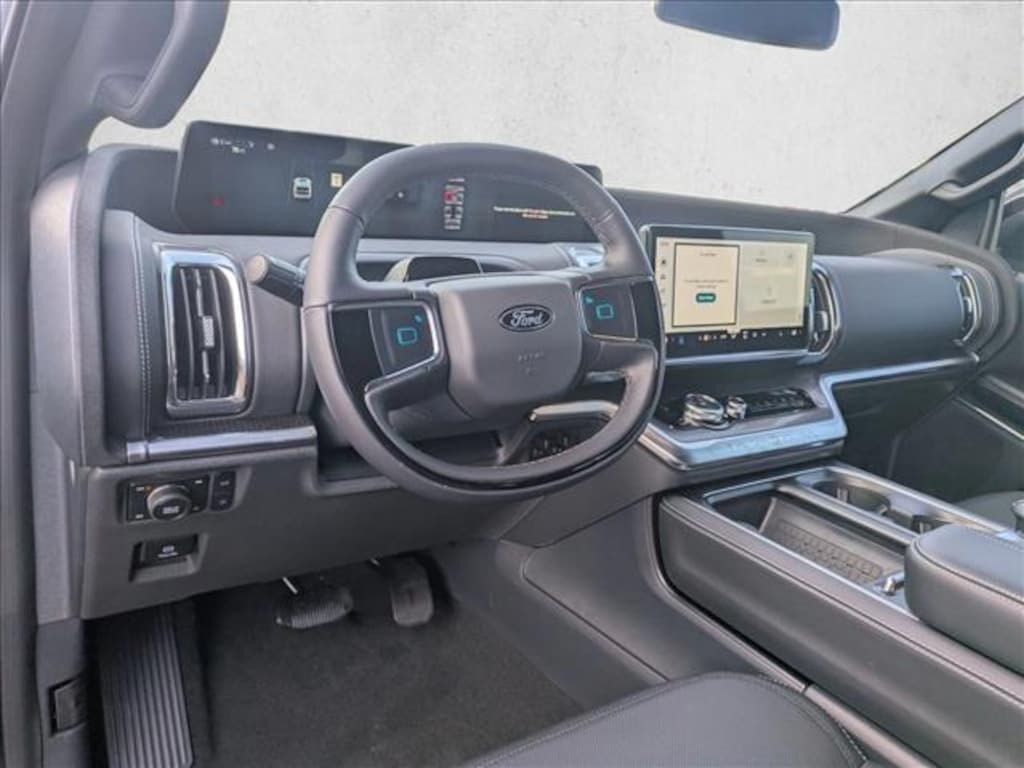 New 2025 Ford Expedition Platinum SUV