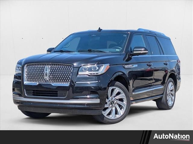 2024 Lincoln Navigator Premiere