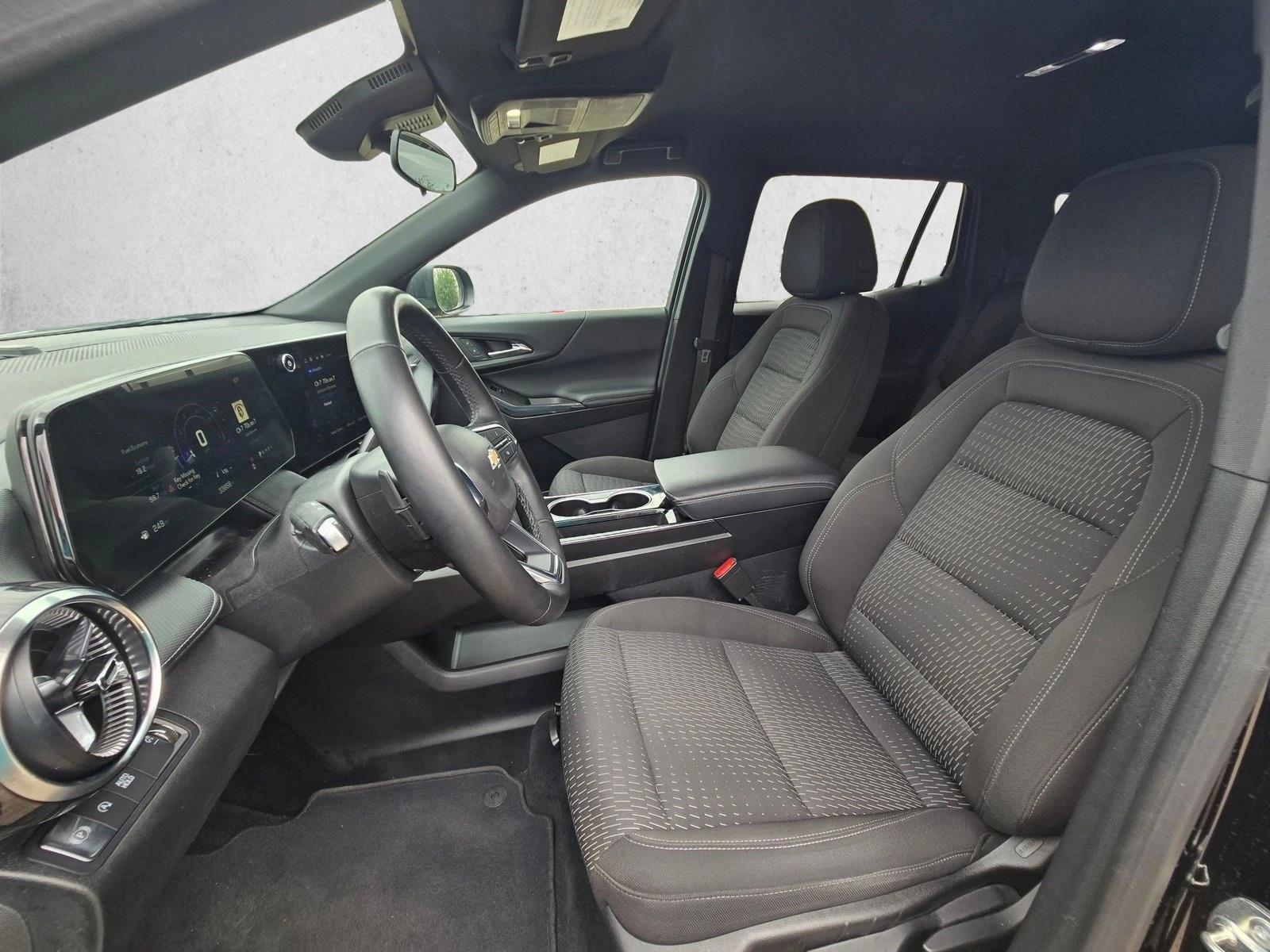 2025 Chevrolet Equinox LT - Photo 15