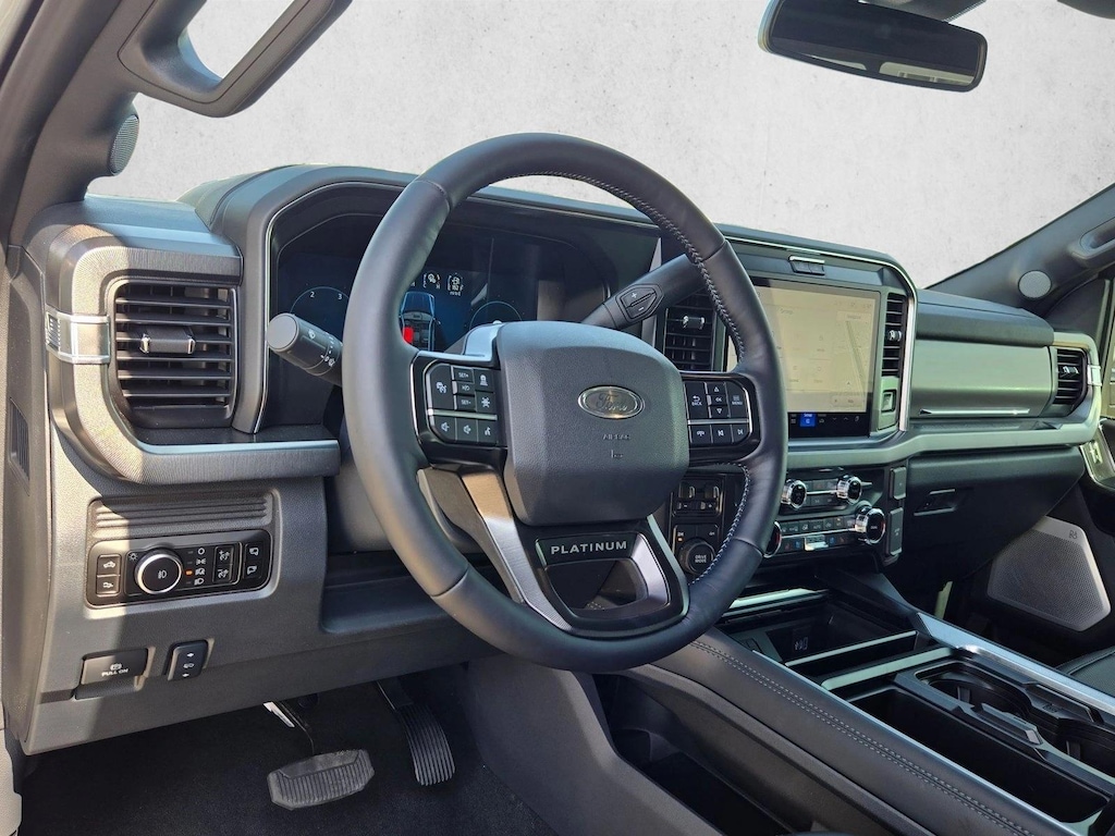 New 2026 Ford F-250 Platinum Truck Crew Cab