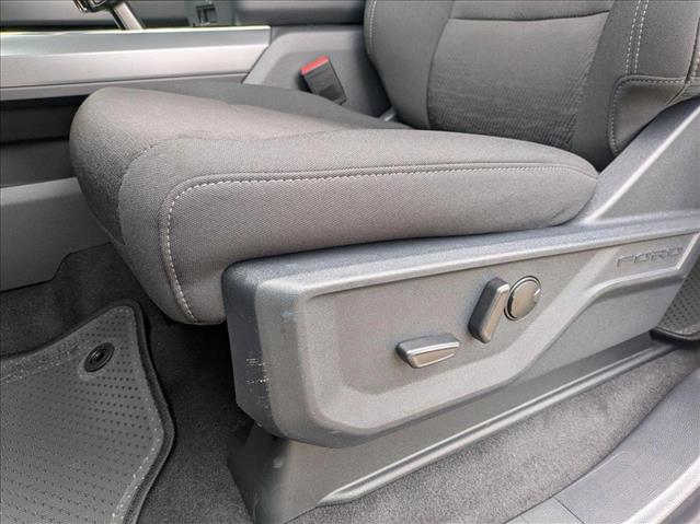2025 Ford F-150 XLT photo 4