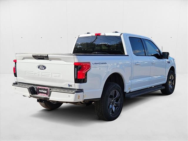 2025 Ford F-150 Lightning photo 2