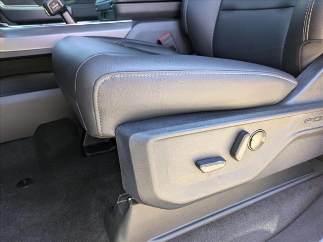 2025 Ford F-150 XLT photo 4