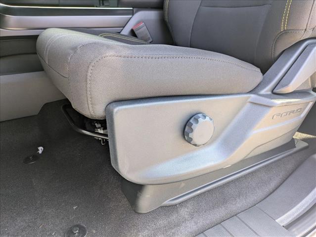 2025 Ford F-150 STX photo 4