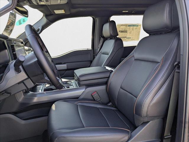 2025 Ford F-150 Lariat photo 4