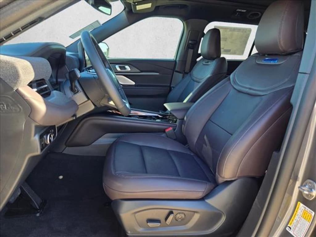 New 2026 Ford Explorer Platinum SUV