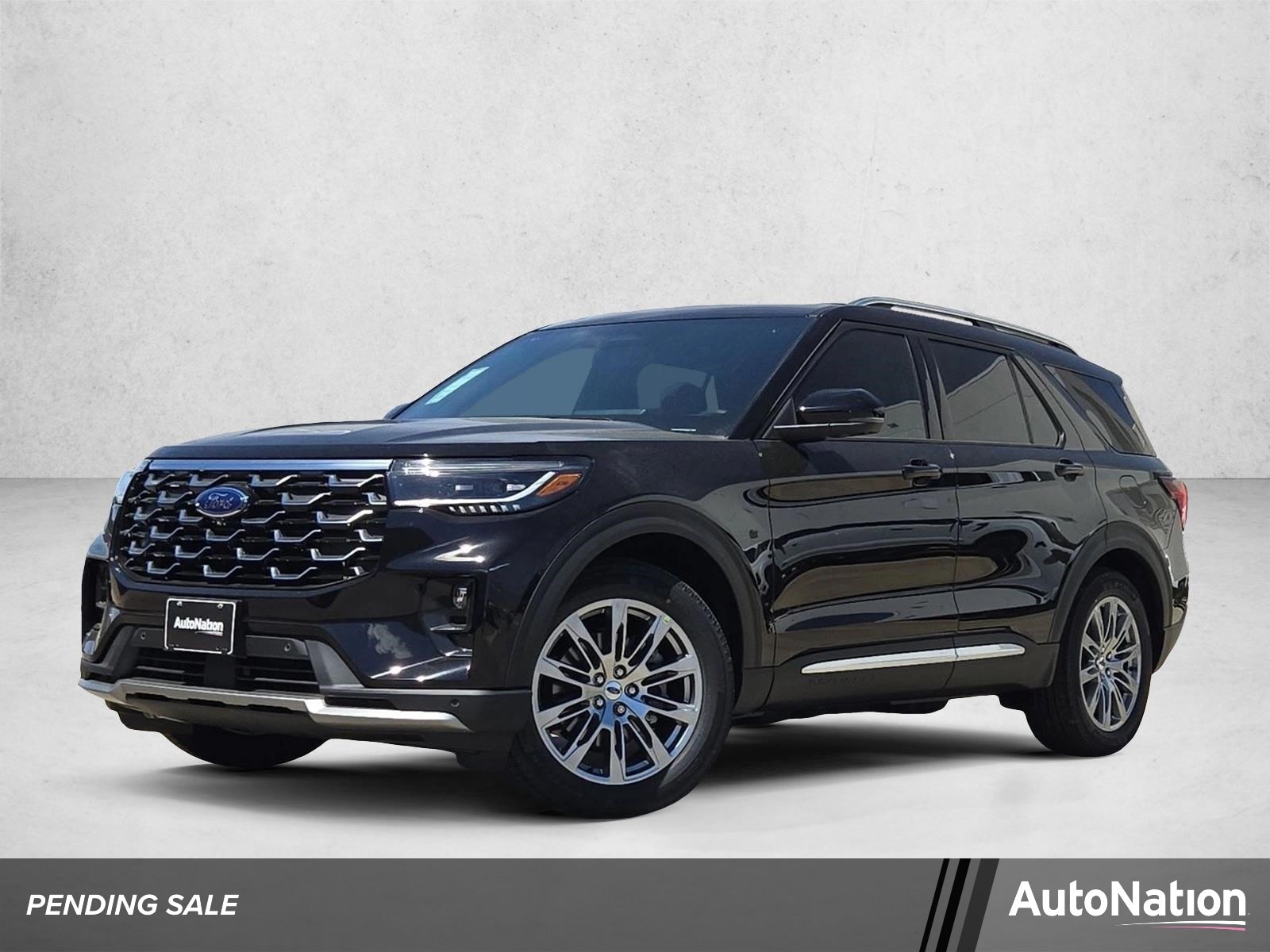 2026 Ford Explorer Platinum's photo