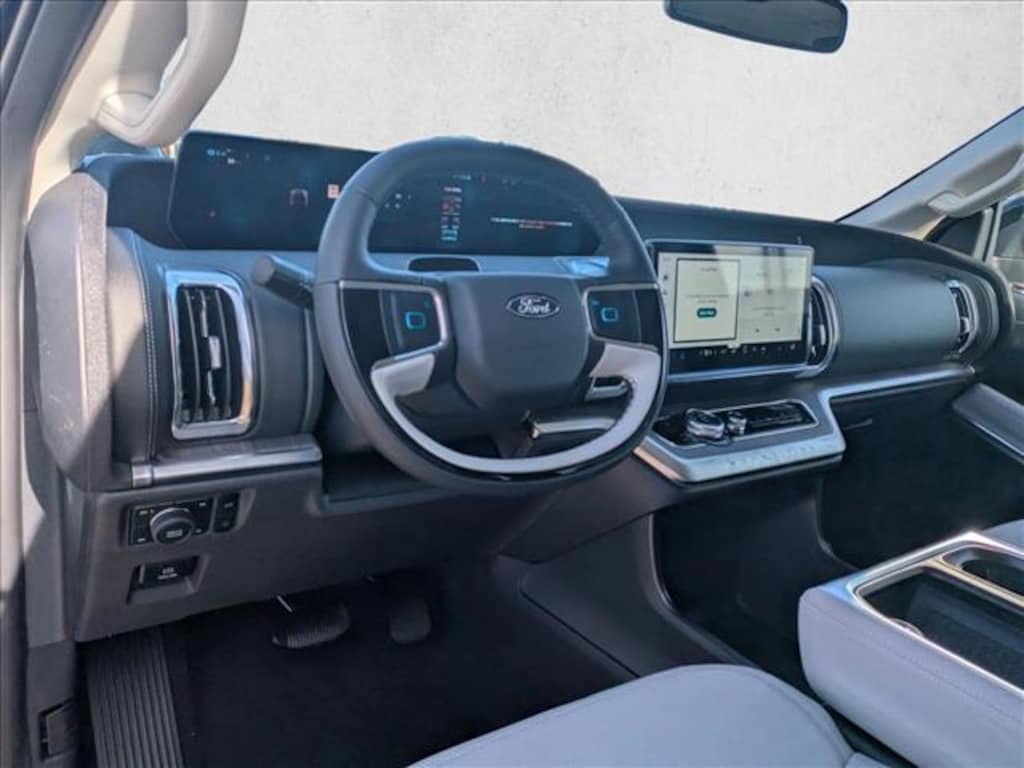 New 2025 Ford Expedition Max Platinum SUV