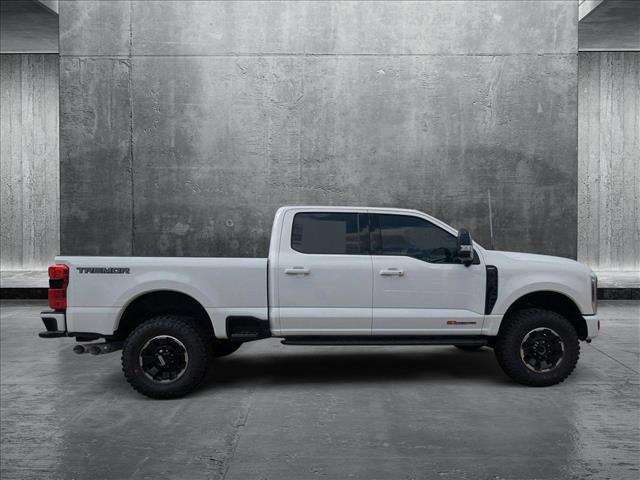 2025 Ford F-250 Lariat photo 4