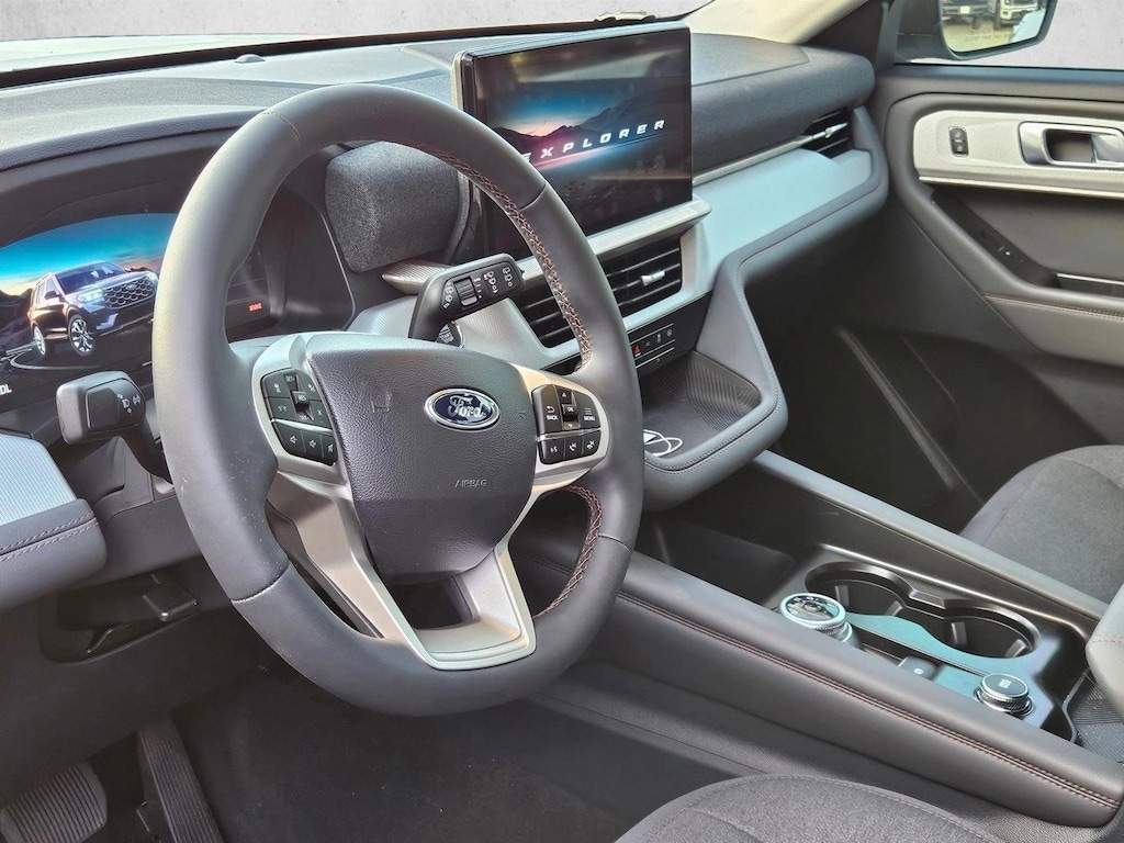 New 2026 Ford Explorer Active w/200A Pkg SUV