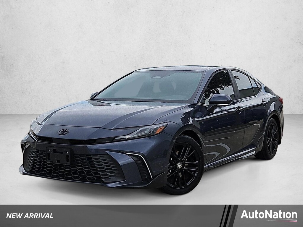 Used 2026 Toyota Camry SE Sedan