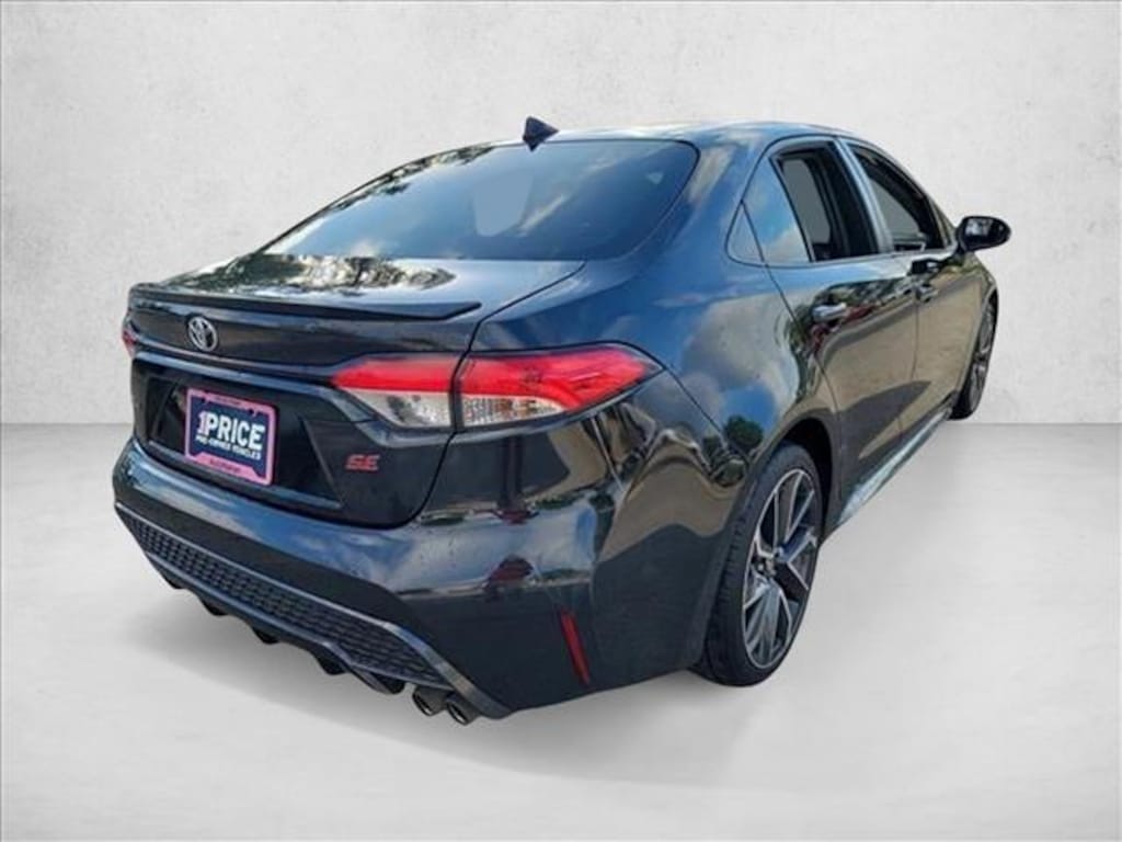 Used 2020 Toyota Corolla SE Sedan