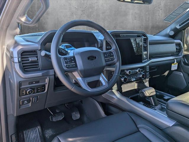 2025 Ford F-150 XLT photo 3