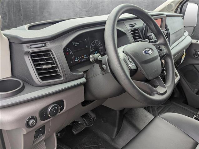 2025 Ford Transit photo 3