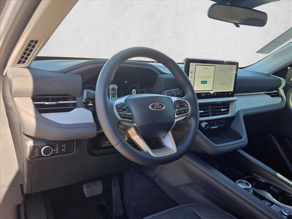 New 2026 Ford Explorer Active w/200A Pkg SUV