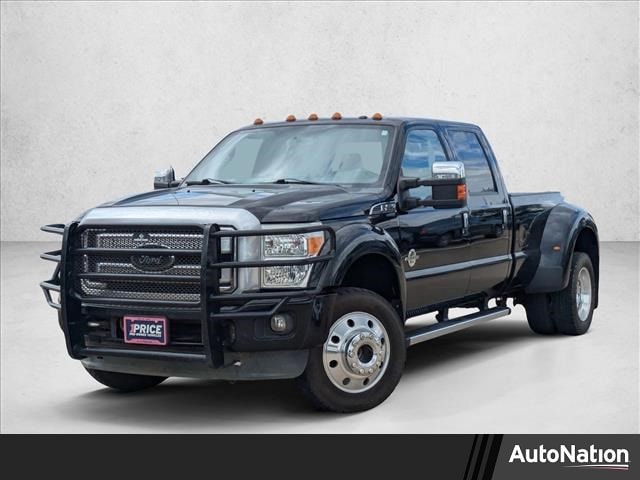2016 Ford F-450 Super Duty Lariat's photo